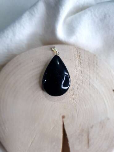 Pendentif goutte Tourmaline noire