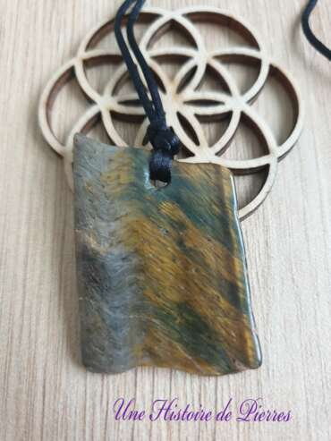Pendentif plaque Oeil de Tigre
