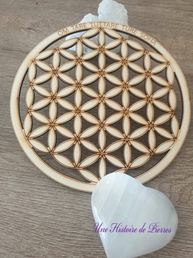 Fleur de vie bois 17 cm Mantra Om Tare Tuttare Ture Soha